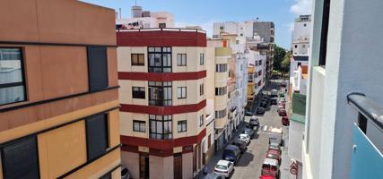 Piso En venta en Calle Artemi Semidan, 27, Puerto - Canteras, Las Palmas De Gran Canaria photo 0