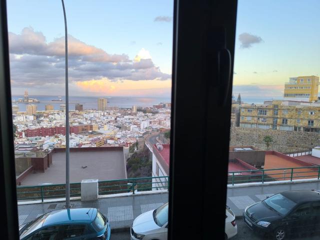 Piso En venta en Paseo La Cornisa, 47, Ciudad Alta, Las Palmas De Gran Canaria photo 0