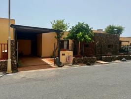 Casa En venta en Calle Tajora, 0, Corralejo, La Oliva photo 0
