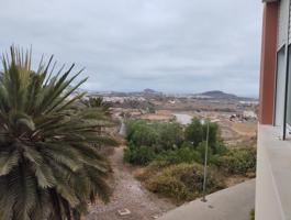 Piso En venta en Calle Poeta Marcos Martín Artíles, 6, Tamaraceite - San Lorenzo, Las Palmas De Gran Canaria photo 0
