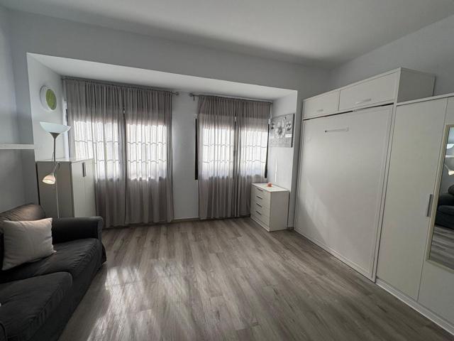 Piso En venta en Calle Luján Pérez, 48, Puerto - Canteras, Las Palmas De Gran Canaria photo 0