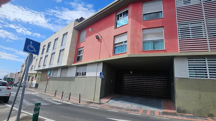 Piso En venta en Calle Sao Paulo, 3, El Tablero, San Bartolomé De Tirajana photo 0