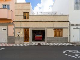 Unifamiliar Pareada En venta en Alto De Los Leones, 54, San Francisco Javier - Juan Xxiii, Arucas photo 0