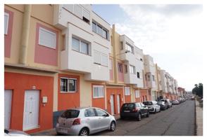 Piso En venta en Calle Nuestra Señora De La Cabeza, 52, El Goro - Ojos De Garza, Telde photo 0