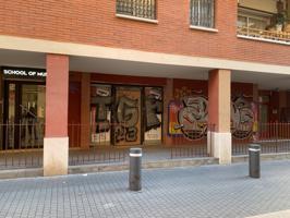 Local en venta en C. Almeria, Bcn-Sants, Barcelona photo 0