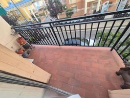 1º piso s-ascen., 4 dormitorios, cocina, comedor, baño, patio y balcon photo 0