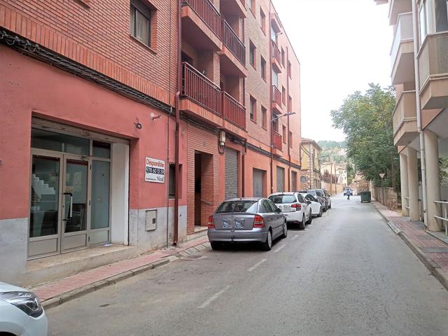 Local En venta en Teruel photo 0