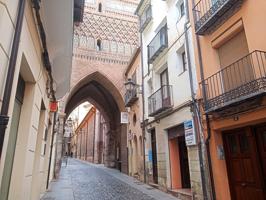 Local En venta en Teruel photo 0