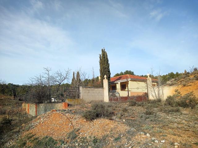 Villa En venta en Teruel photo 0
