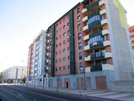 Local En venta en Teruel photo 0