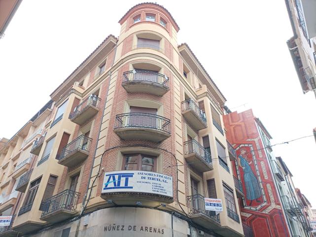 Piso En venta en Teruel photo 0