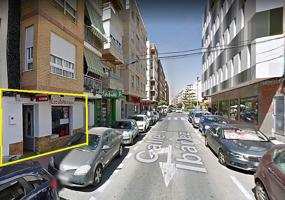 ¡Oportunidad única en el corazón de Torrevieja! photo 0