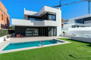 VILLAS DE OBRA NUEVA EN ROJALES photo 0