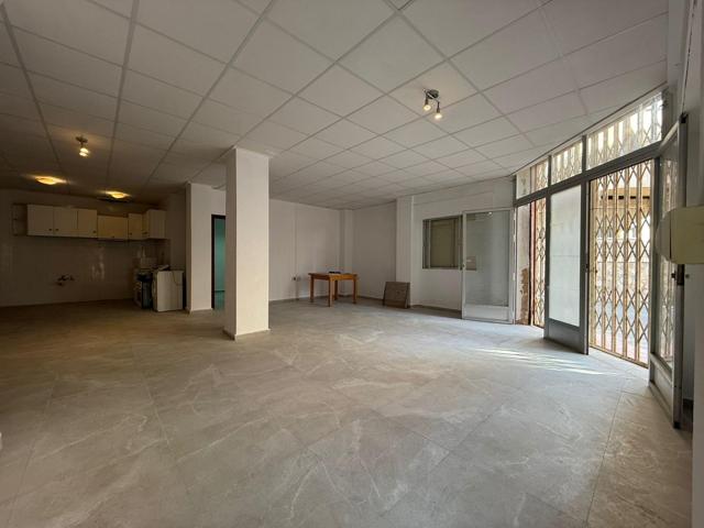 Apartamento en planta baja en esquina a solo 150 metros de la Playa de Los Locos photo 0