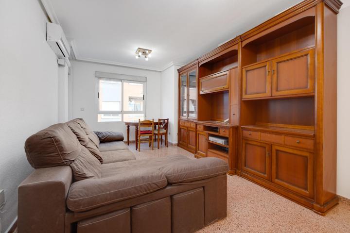 4 Dormitorios 2 baños vivienda grande photo 0