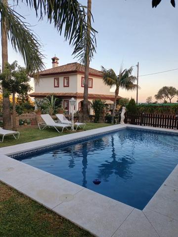 Casa De Campo En venta en Guadalobón, Estepona photo 0