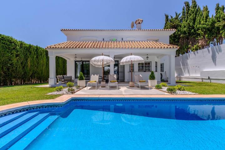 PRECIOSA VILLA EN VENTA EN MIJAS GOLF photo 0