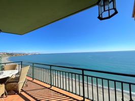 ALQUILER VACACIONAL EN PRIMERA LÍNEA DE PLAYA – FUENGIROLA photo 0