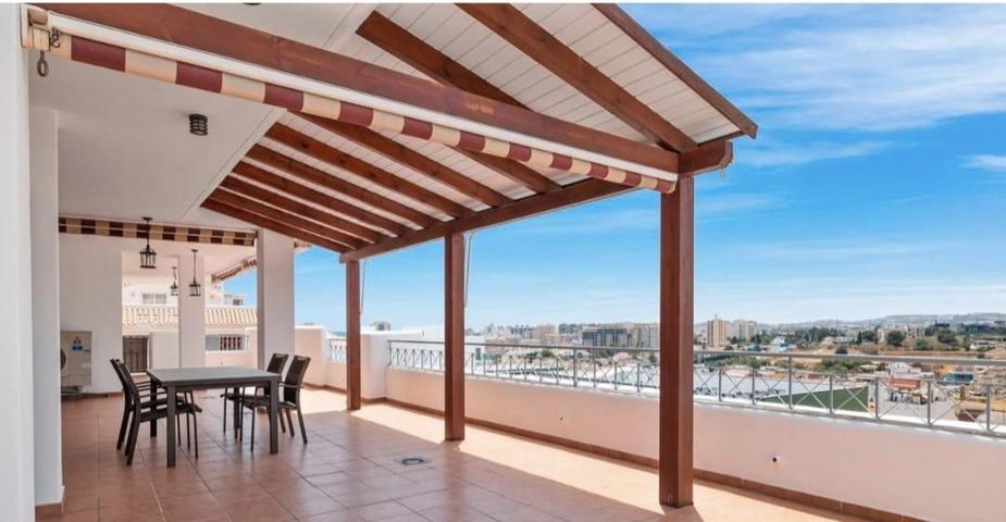 Exclusivo Semi Ático en Los Pacos con Impresionantes Vistas y Terraza de 130 m² photo 0