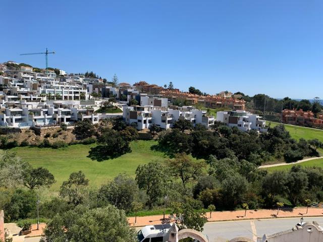 Exclusivo Adosado en La Reserva de Marbella con Vistas al Mar y Golf photo 0
