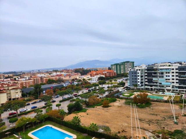 Luminoso Dúplex en Teatinos con Gran Terraza, Piscina y Dos Plazas de Garaje photo 0