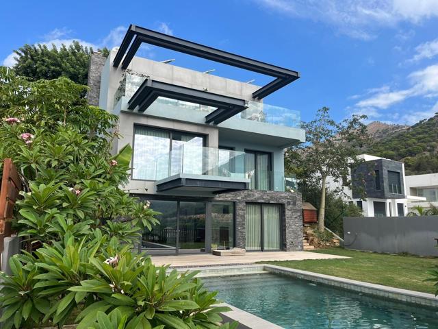 Exclusiva Villa de Lujo en Mijas – Sostenibilidad y Elegancia en Perfecta Armonía photo 0