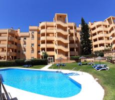 Segunda Planta con Vistas y Piscina a un Paso del Mar (Calahonda) photo 0