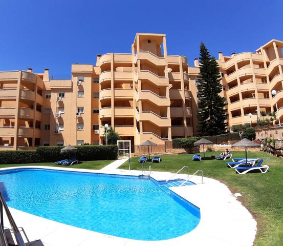 Segunda Planta con Vistas y Piscina a un Paso del Mar (Calahonda) photo 0