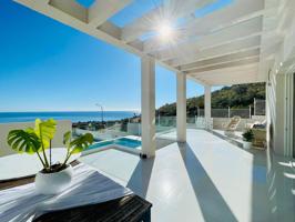 Exclusiva Villa de Lujo con Piscina Privada y Vistas Panorámicas en Benalmádena photo 0