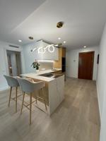 Piso totalmente renovado en zona residencial tranquila — Fuengirola photo 0