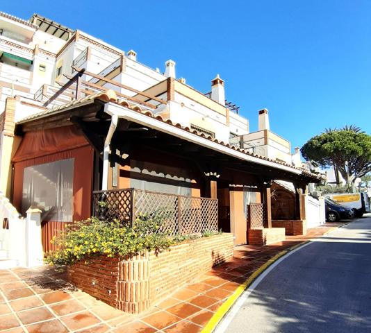 Amplio Local Comercial de 600 m2 en Ubicación Estratégica de Calahonda Baja photo 0