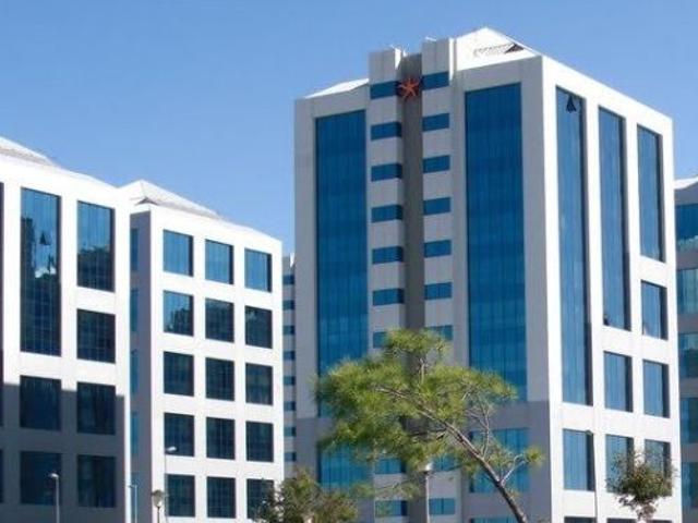 Oficina En venta en Pino Montano, Sevilla photo 0