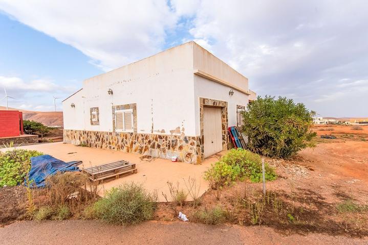 Villa En venta en Puerto del Rosario photo 0