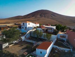 Villa En venta en Tuineje photo 0