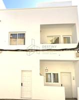 Casa En venta en Puerto del Rosario photo 0