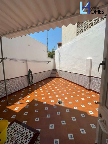 PISO EN VENTA EN CIUDAD JARDIN, MALAGA photo 0