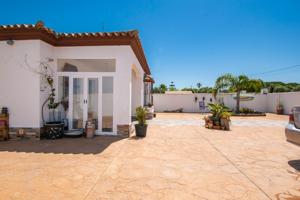 ESTUPENDO CHALET EN LA COQUINA photo 0