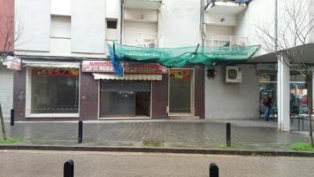 Local En venta en Salt photo 0