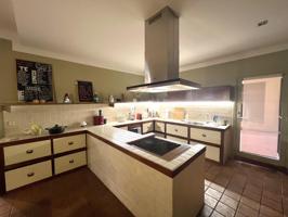 Piso En venta en Sant Pere, Santa Caterina i la Ribera photo 0