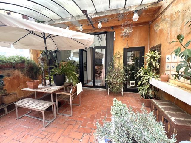Piso En venta en Sant Pere, Santa Caterina i la Ribera photo 0