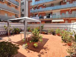 Piso En venta en Cornellà de Llobregat photo 0