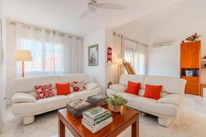  Ático En venta en Girona photo 0