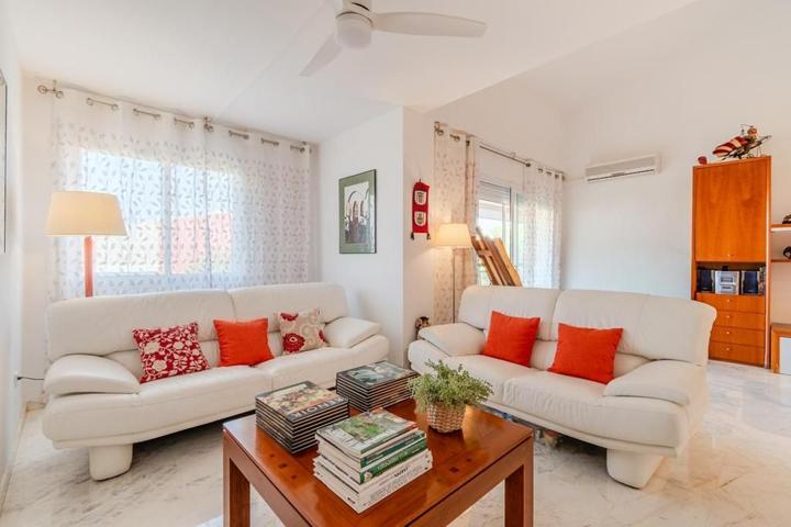  Ático En venta en Girona photo 0