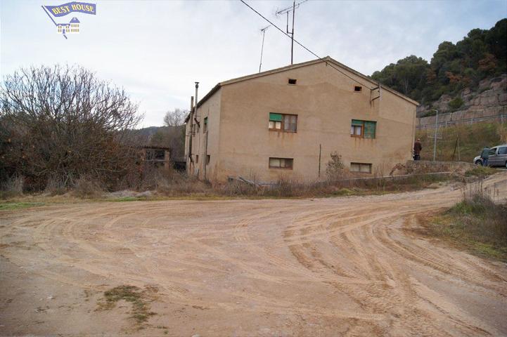 Magnifica Finca de 900 m2 con casa de 300 m2 muy bien situado. photo 0