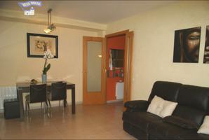Vivienda solo para INVERSORES CON INQUILINOS solventes. PISO DE 2 HABITACIONES CON PLAZA DE PARKING EN LA SERRETA-RUBI!!! photo 0