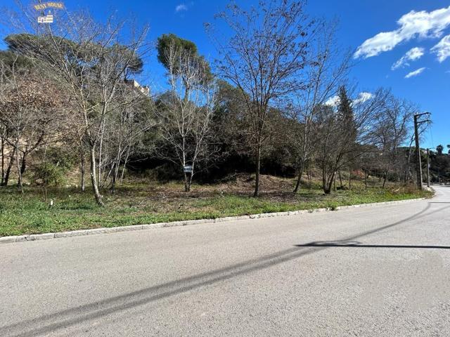SOLAR DE 1800METROS EN LA URBANIZACIÓN DE CAN VALLS- CALDES DE MONTBUI!!! photo 0