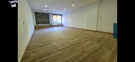 LOCAL COMERCIAL EN VENTA EN EL CENTRO DE RIPOLLET - OPORTUNIDAD ÚNICA photo 0