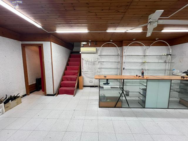 OPORTUNIDAD DE LOCAL COMERCIAL EN EL CORAZÓN DEL CENTRE DE RUBÍ- ZONA PROGRES photo 0