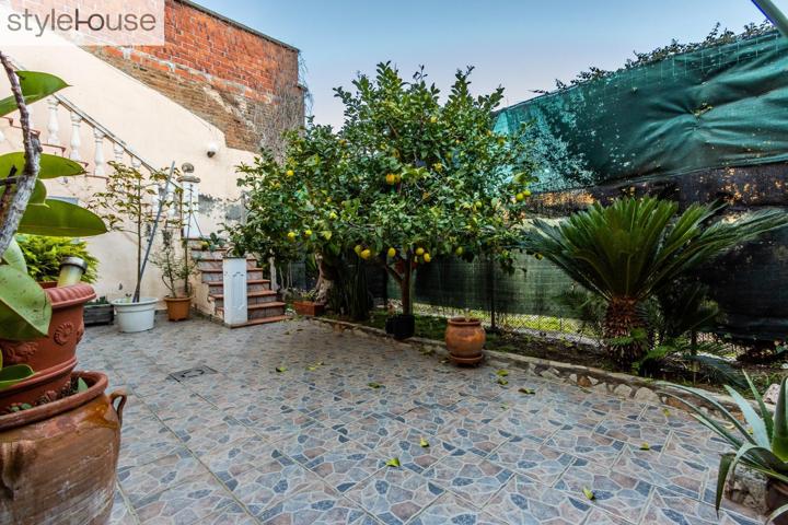 A GREAT FAMILY HOME!! photo 0