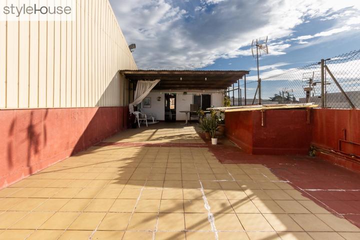 CASA CON TERRAZA DE 67 M2 photo 0